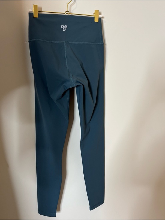 Aritzia Pants - Aritzia TNAction Infinite High-Rise leggings